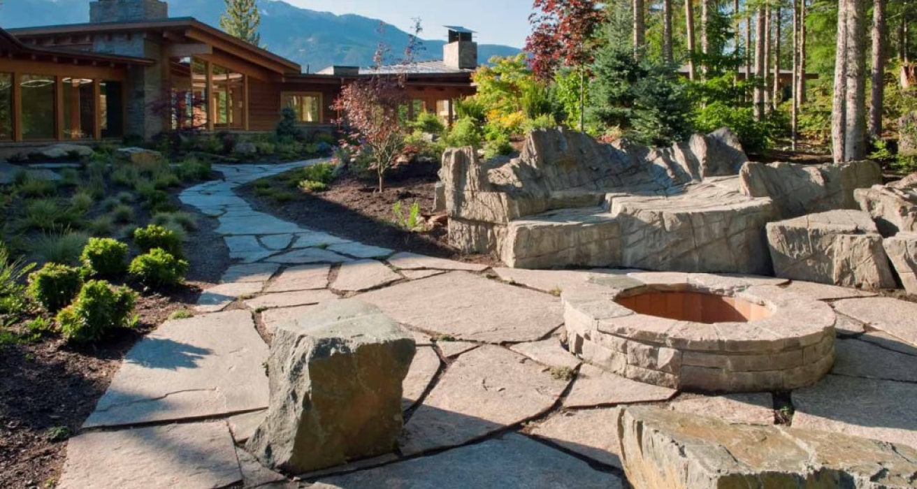 Stonebridge natural estate firepit patio